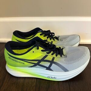 ASICS METASPEED EDGE Carbon-Plate Racing Shoes